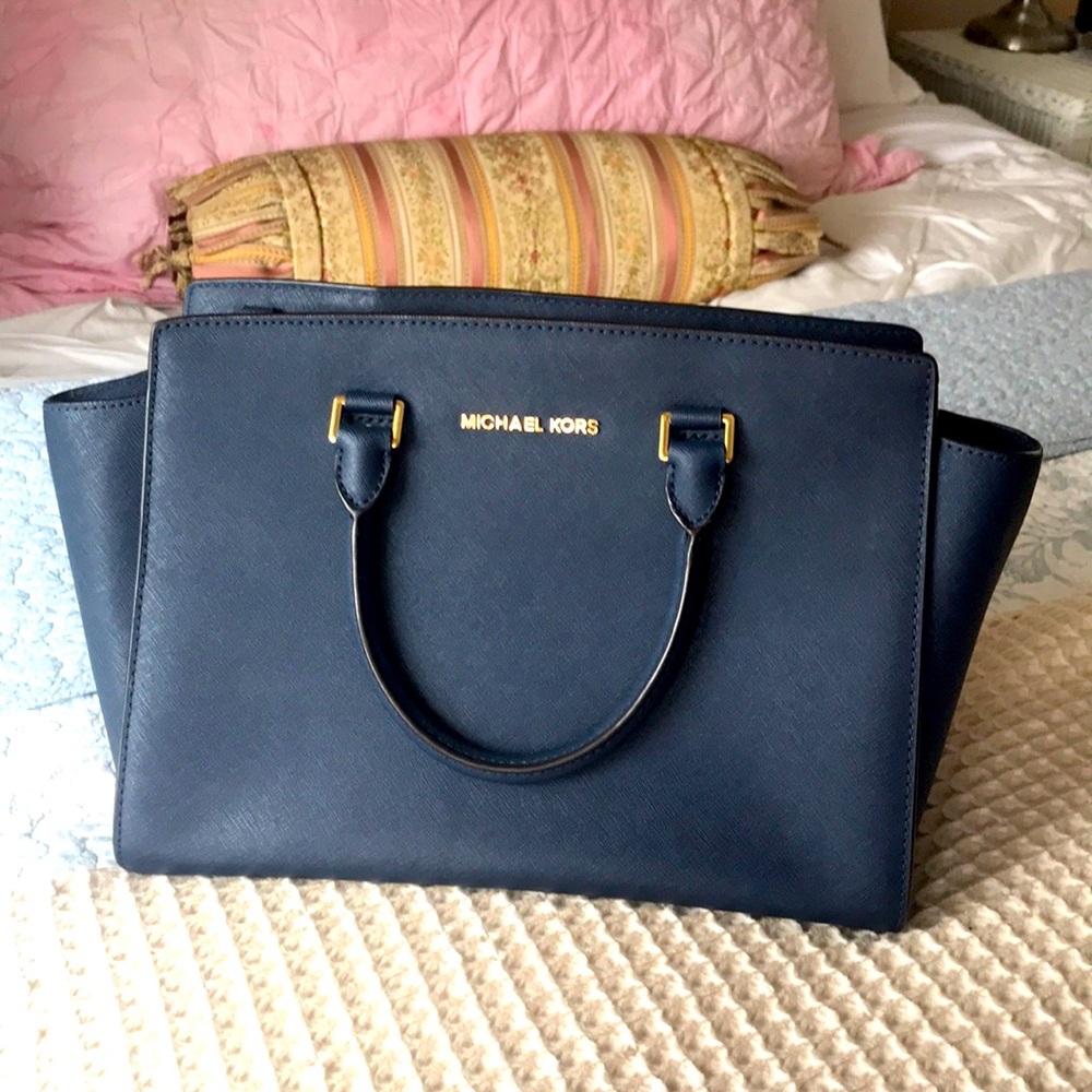Michael Kors satchel crossbody bag